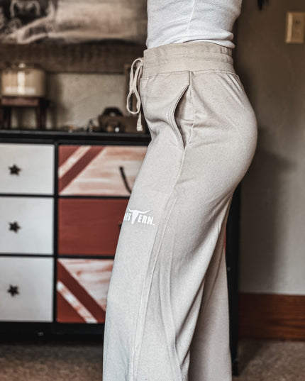 Brand Lazy Day Sweatpants - Oatmilk