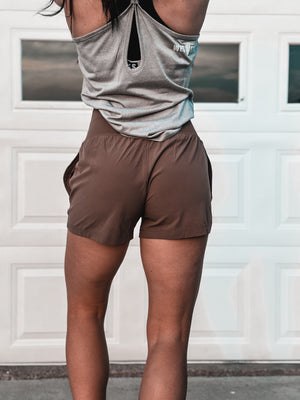 Brand Tracker Shorts - Mocha