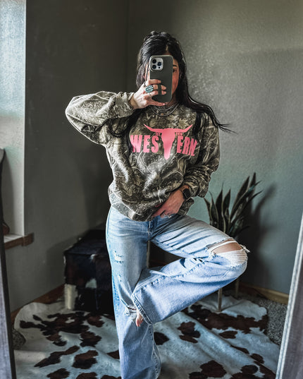 Brand Light Pink *NEW* Logo Crew - Deadwood Camo