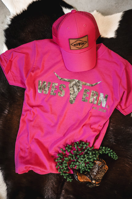 Camo Woods Logo T - Pink