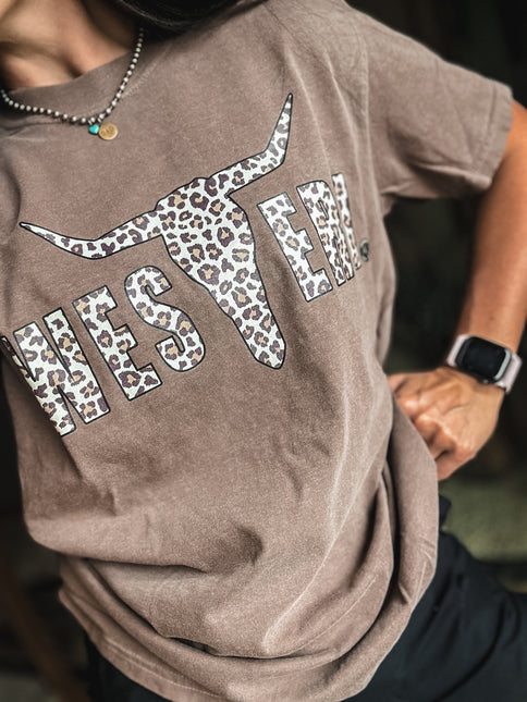 Brand Leopard Logo T
