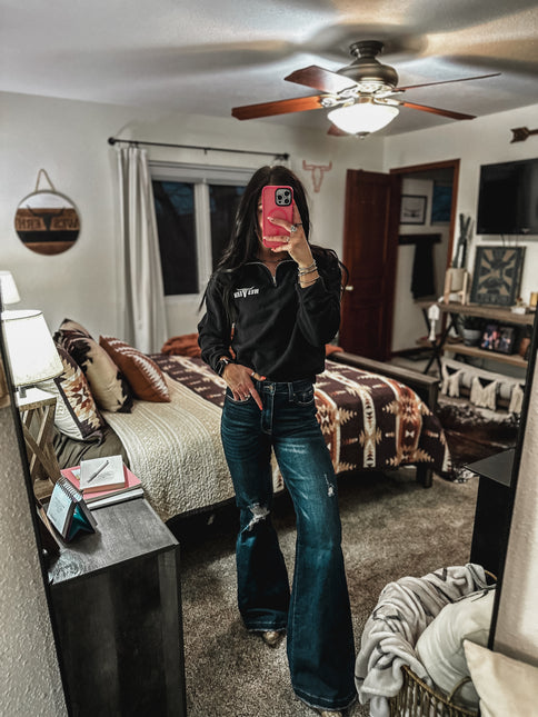 Brand Logo 1/4 Zip Black