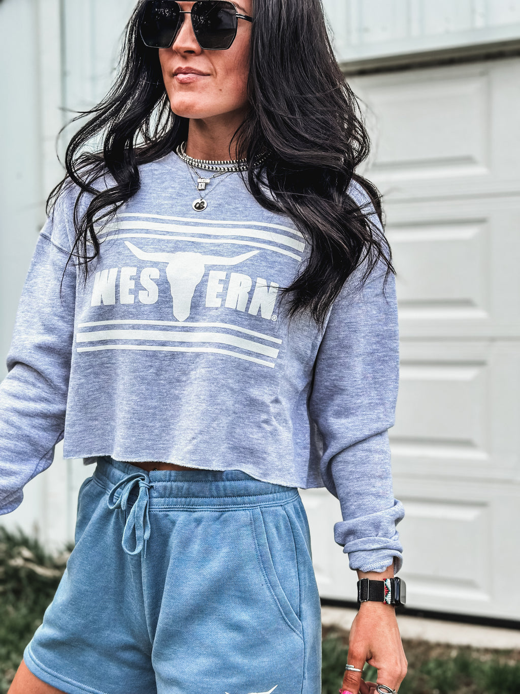 Brand Indy Cropped Crew - Heather Grey