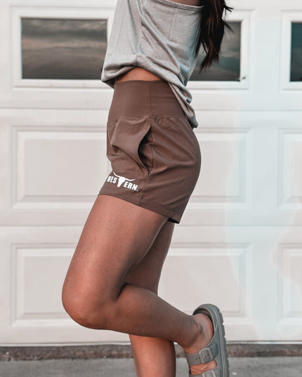 Brand Tracker Shorts - Mocha