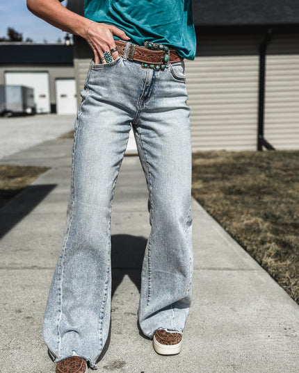 The Dakota Wide Leg Jean