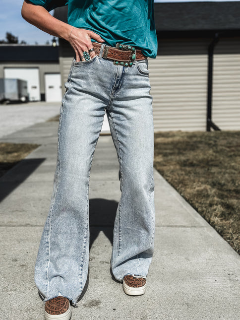 The Dakota Wide Leg Jean