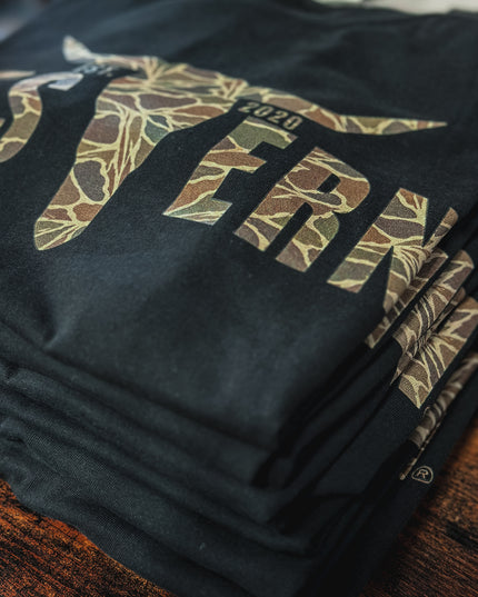 Duck Camo Logo T