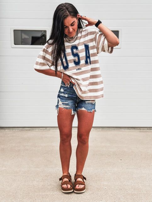 USA [block letters] Dock Stripe T