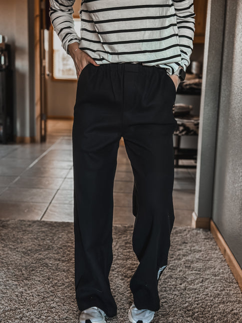 The Busy Felt Sweats - Black *READ DESCRIPTION*