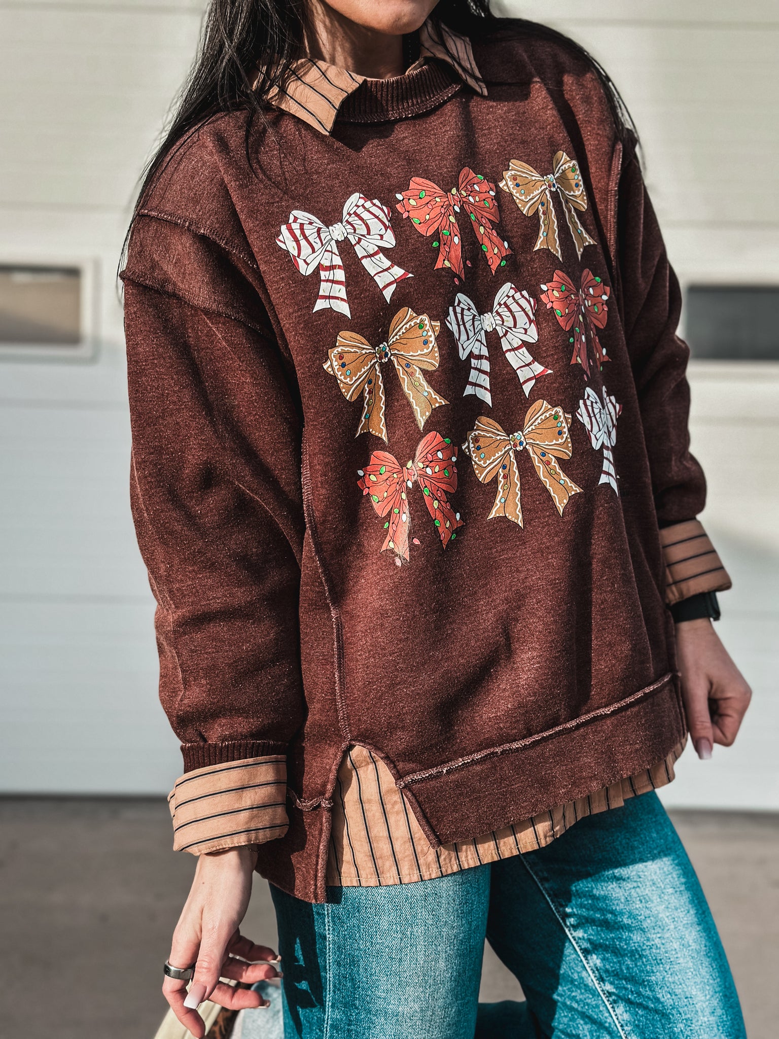 9 Little Bows Crew Sweater - Mahogany