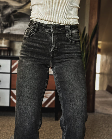 The Betty Jean - Black