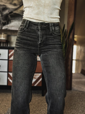 The Betty Jean - Black