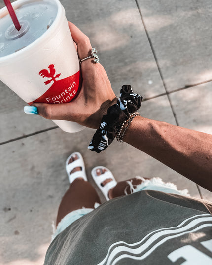 Brand Scrunchie - Black