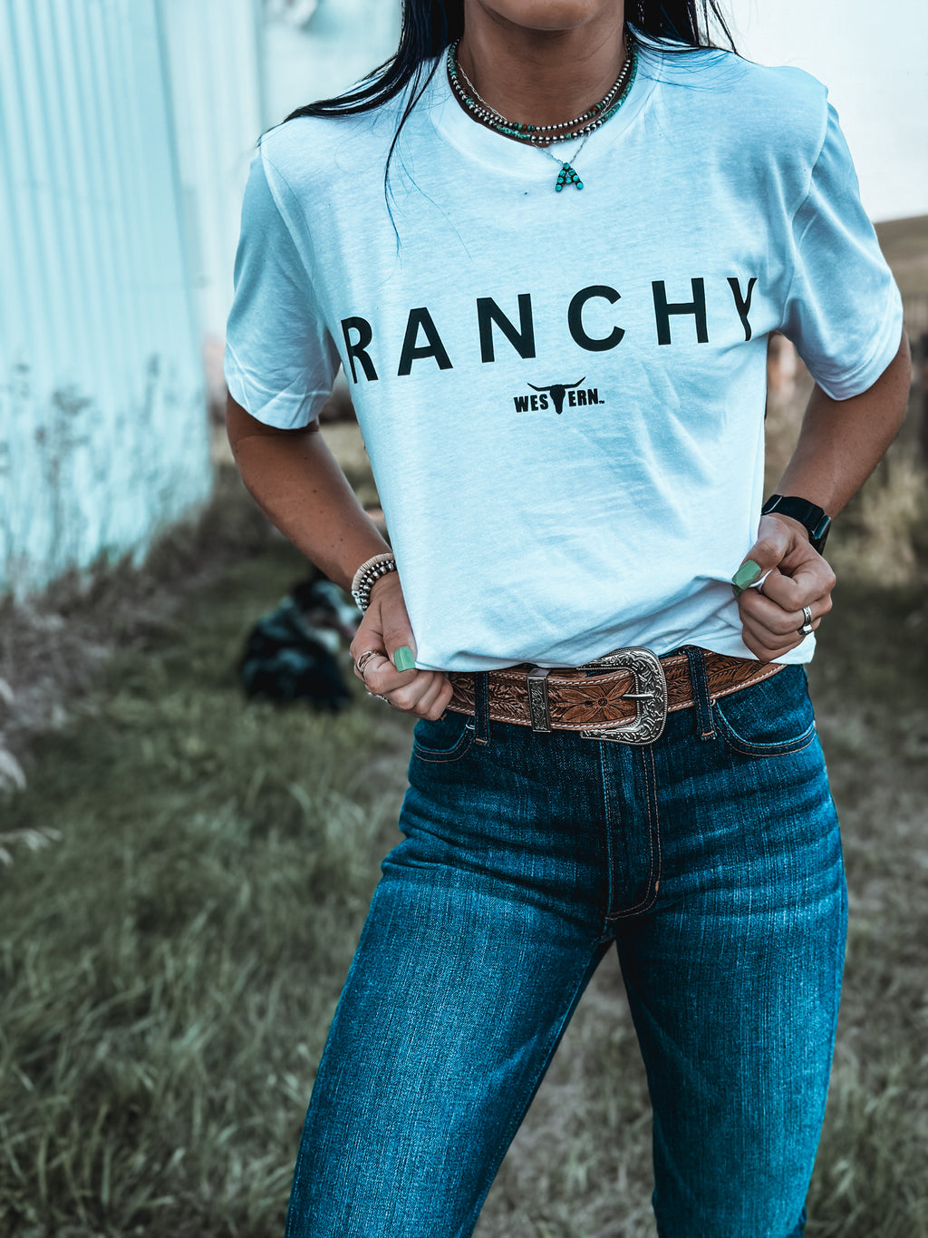 R A N C H Y White