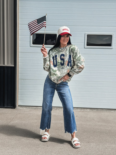 USA [block letters] Crew