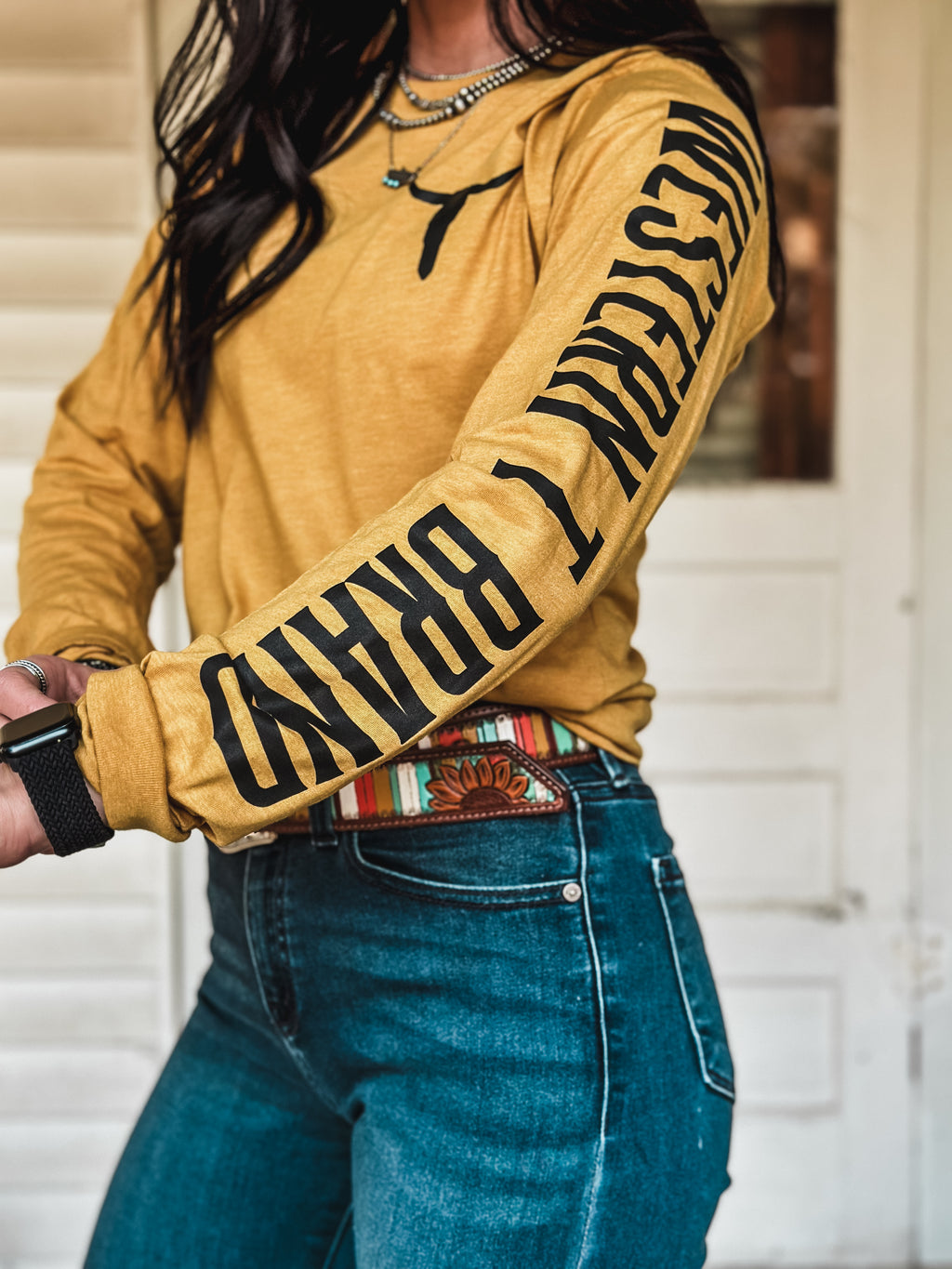 Brand Longsleeve Mustard