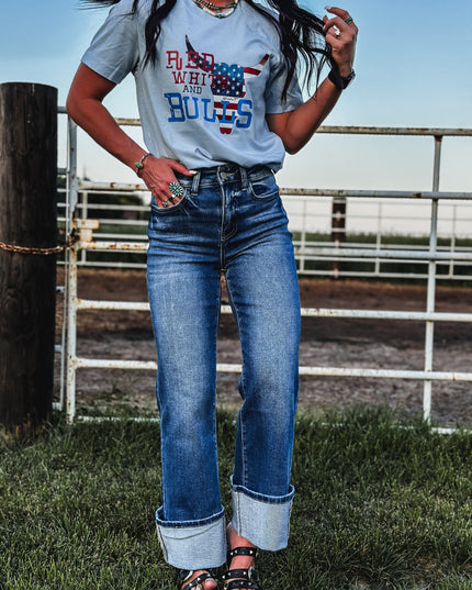 Red White & Bulls - Light Blue