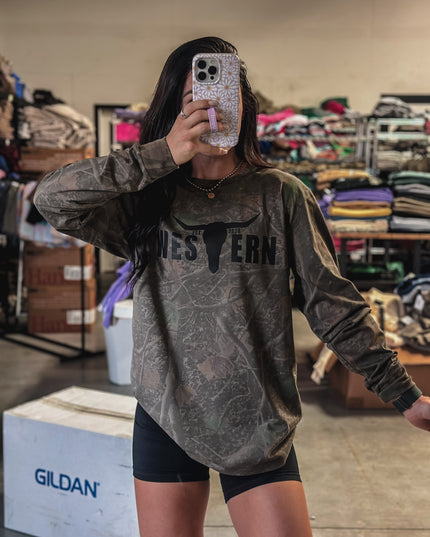 Dark Deadwood Camo Longsleeve - Black Logo