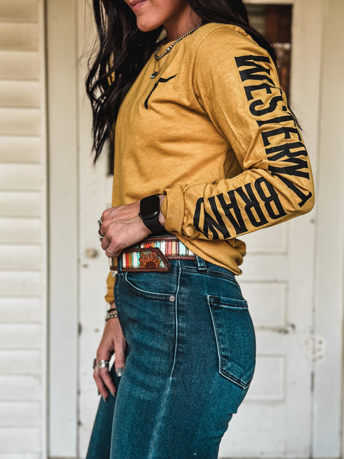 Brand Longsleeve Mustard