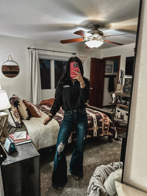 Brand Logo 1/4 Zip Black