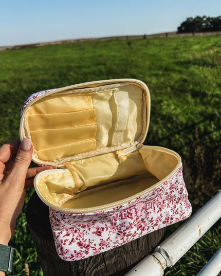 Floral Bloom Make Up Traveler
