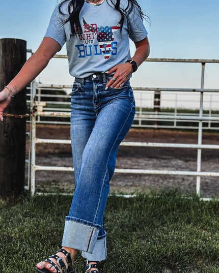 Red White & Bulls - Light Blue