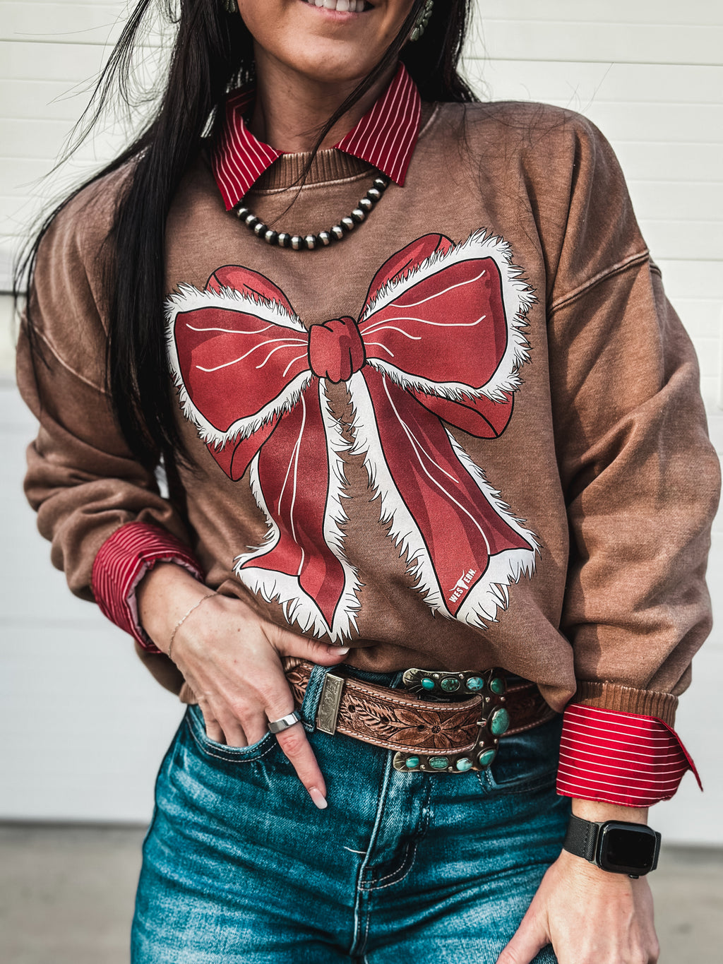 Big Red Bow Crew - Latte