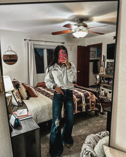 Brand Logo 1/4 Zip Ash White