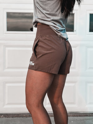 Brand Tracker Shorts - Mocha