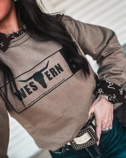 Western in Midwestern Crew - Safari